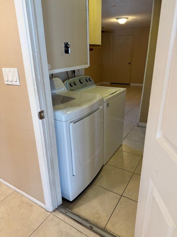 Building Photo - 9105 Sterling Ln