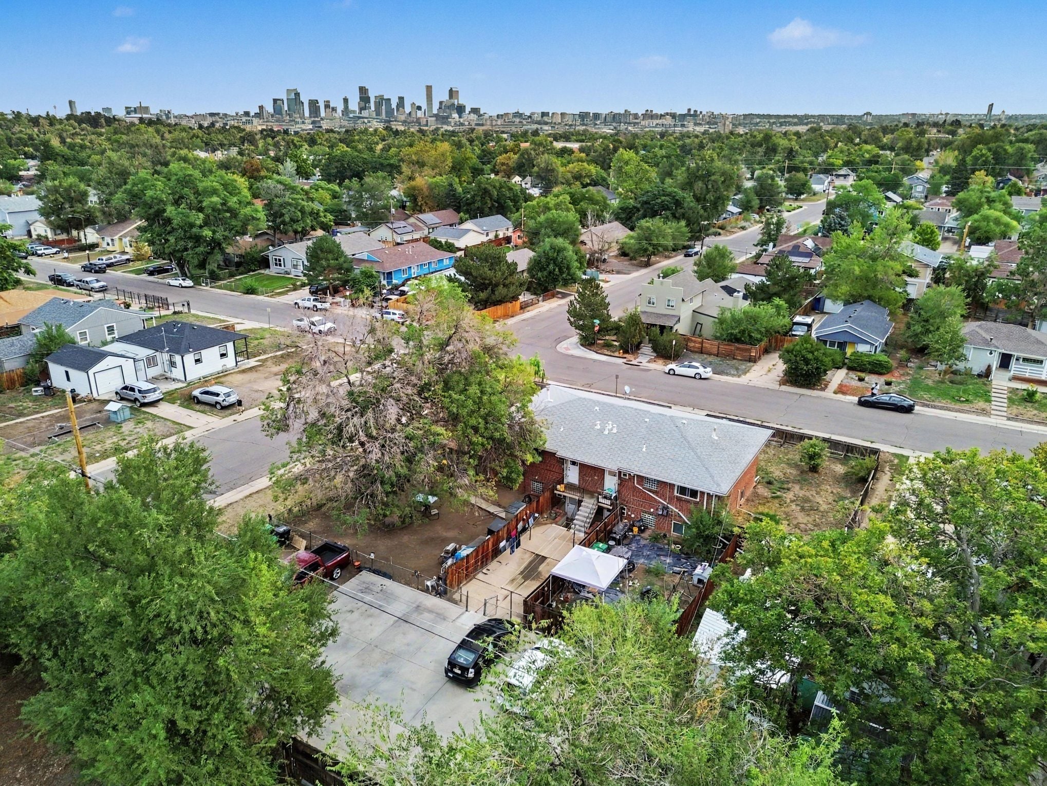 Off street parking - 105 S Meade St