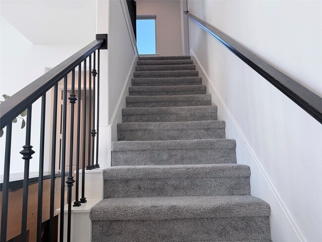 Building Photo - 10503 Shining Dawn Wy