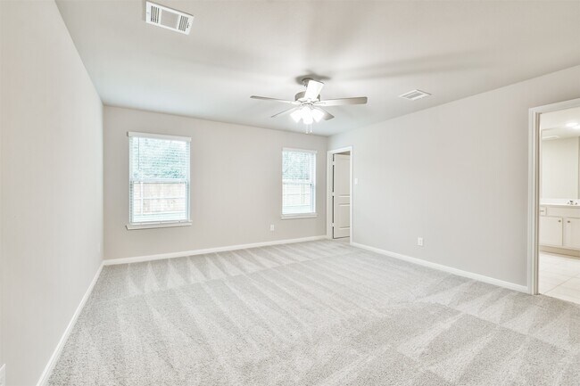 Building Photo - 133 S Timber Top Dr