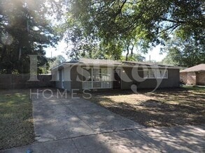 Building Photo - 5183 Warfield Dr