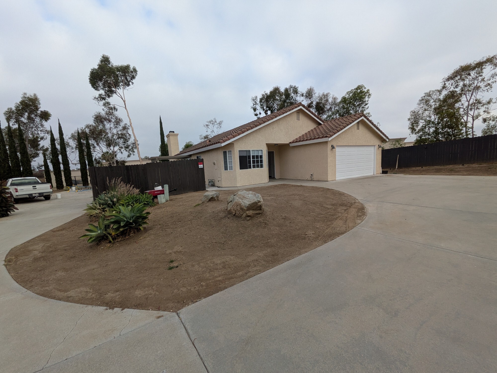 Building Photo - 583 Hildale Cir