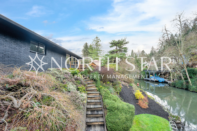 Building Photo - Modern Ranch Remodel on Lake Oswego Canal