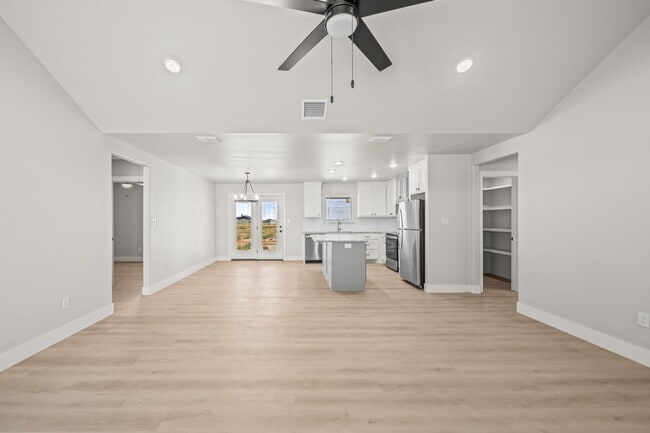 Building Photo - 10517 East C R 7400