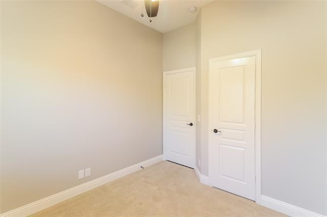 Building Photo - 9013 Conroe Dr