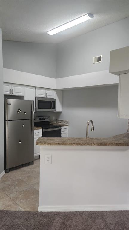 Building Photo - 4680 Sussex Terrace