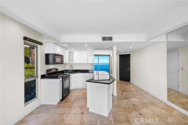 Building Photo - 609 Sleepy Hollow Ln