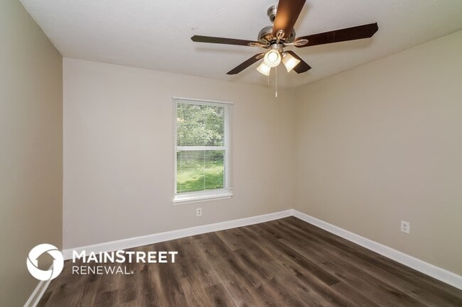 Building Photo - 1339 S 28th St