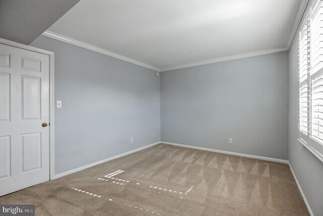 Building Photo - 513 Bashford Ln