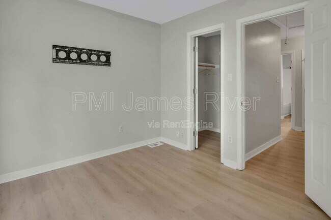 Building Photo - 3006 Creek Meadow Cir