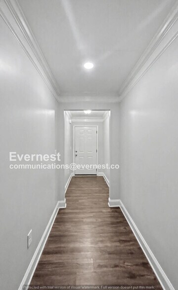 Building Photo - 5285 Hanover St