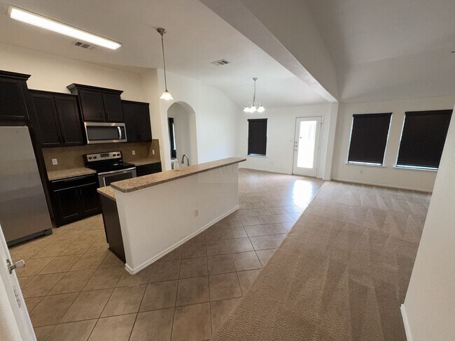 Building Photo - 6212 Blayney Dr