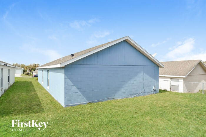 Building Photo - 7543 Groveoak Dr