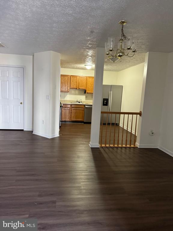 Building Photo - 1604 Briarview Ct