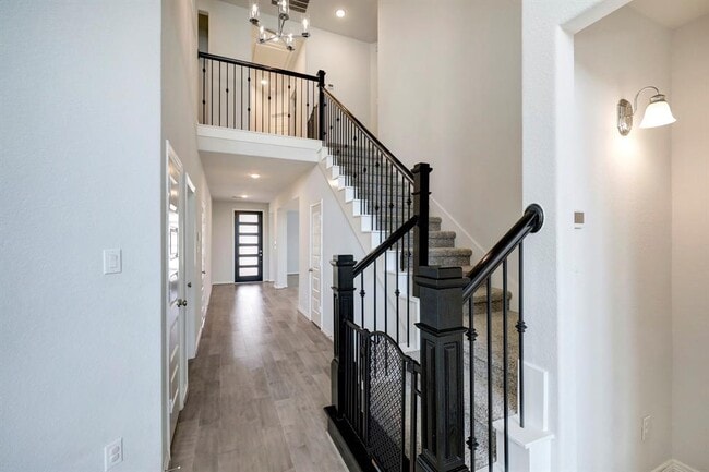 Building Photo - 8914 Milam Grove Dr