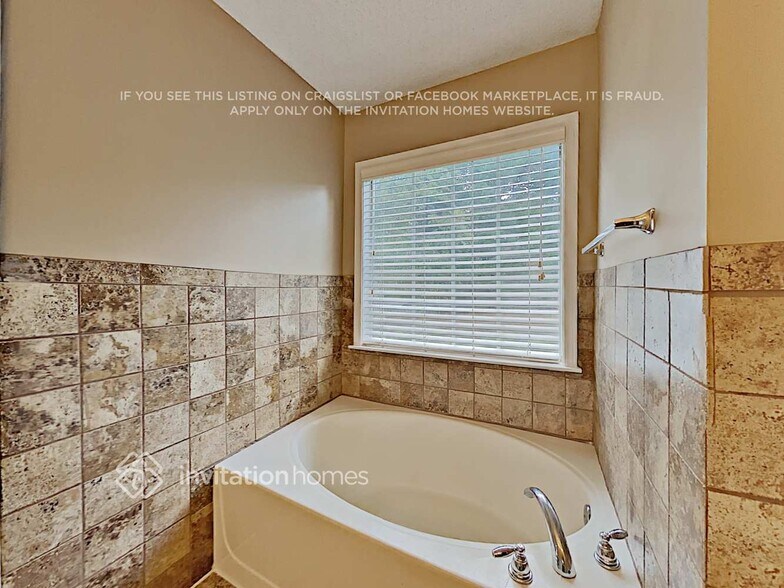 Building Photo - 333 Creel Ct NW