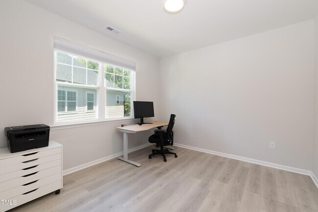 Building Photo - 2300 Kingscup Ct