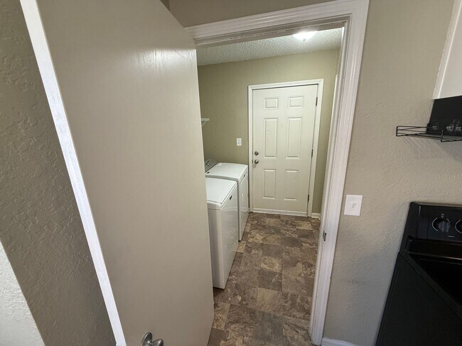 Building Photo - RC Quadplex