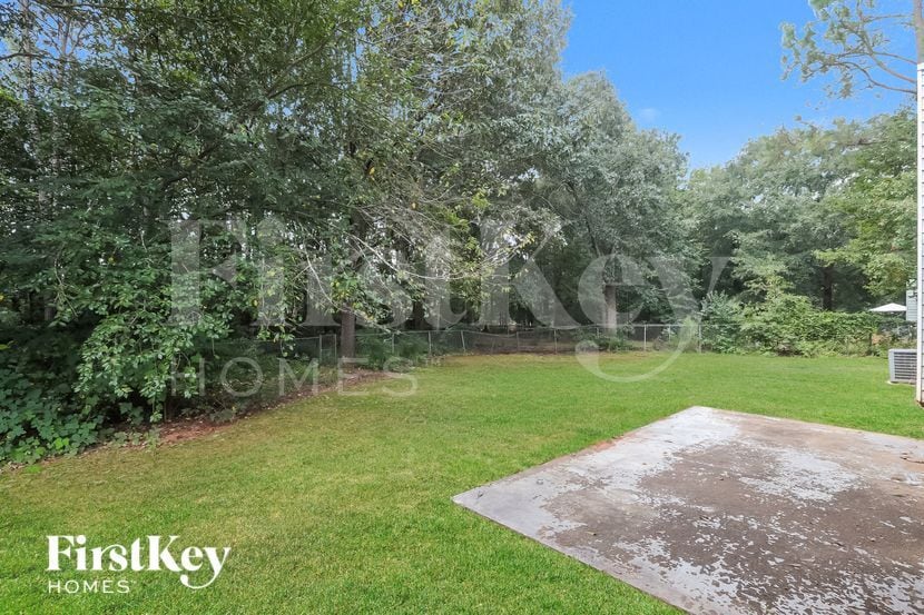 Building Photo - 270 Countryside Ln