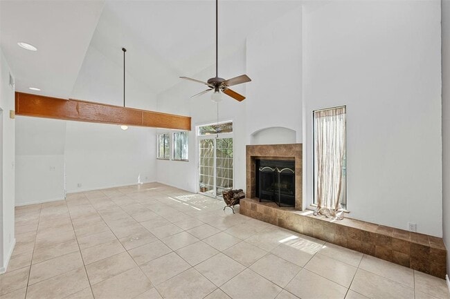 Building Photo - 1735 Spyglass Dr