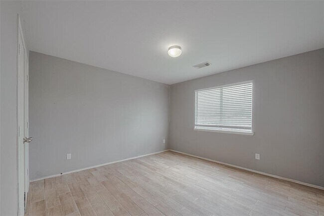 Building Photo - 9926 Myrtle Field Ln