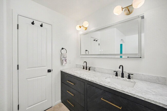 Building Photo - Live the Solterra Lifestyle in One of Lakewood's Most Coveted Communities!
