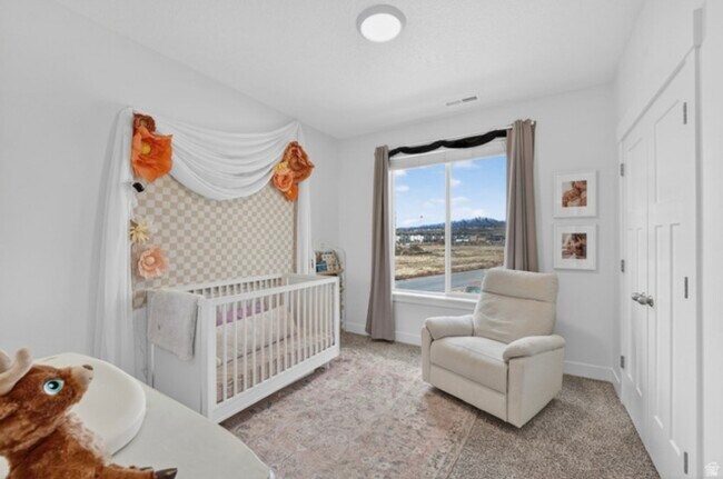 Building Photo - 1965 N 3410 W