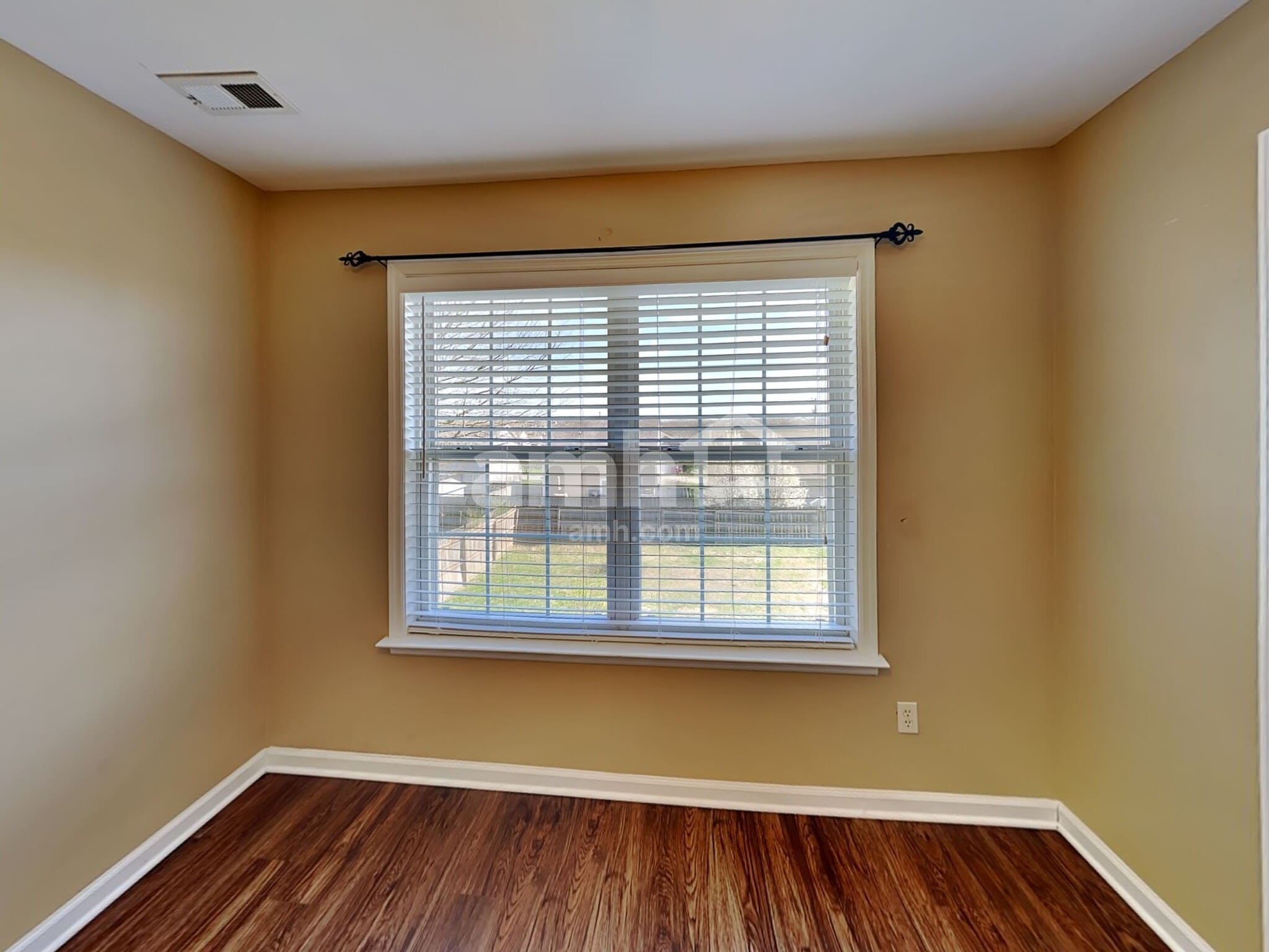 Building Photo - 2824 Candlewicke Dr