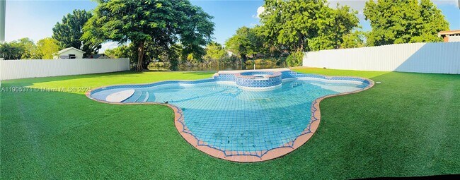 Building Photo - 11835 SW 37th St