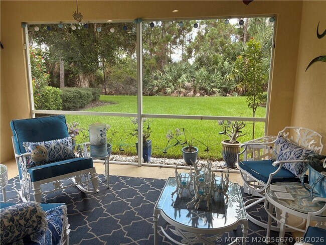 Building Photo - 9097 SE Retreat Dr