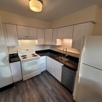 Kitchen - 106 Braden Ct