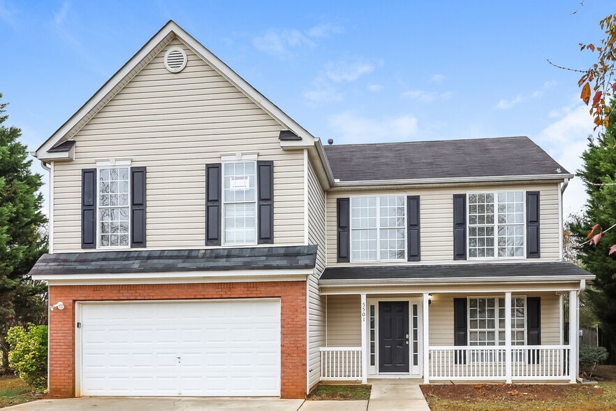 Primary Photo - 5501 Vanity Joys Ln