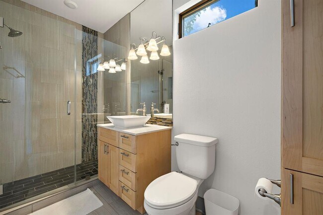 Building Photo - 3116 Sacbe Cove