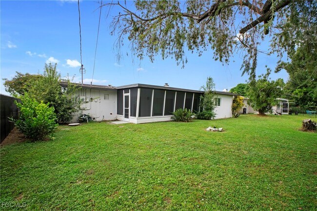 Building Photo - 4261 Lagg Ave