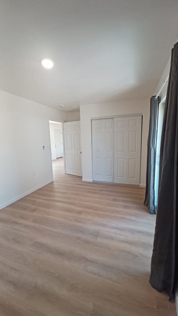 Building Photo - Modern 2 Bed/1 Bath Home, All Utilities In...