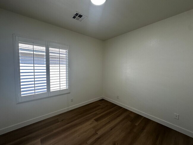 Building Photo - AUTUMN RIDGE AT SUMMERLIN-PHAS