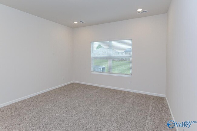 Building Photo - 231 Murphy Ln