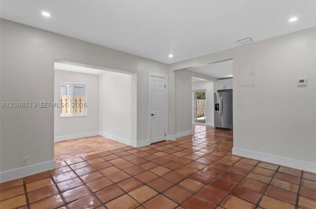 Building Photo - 211 NW 51st St