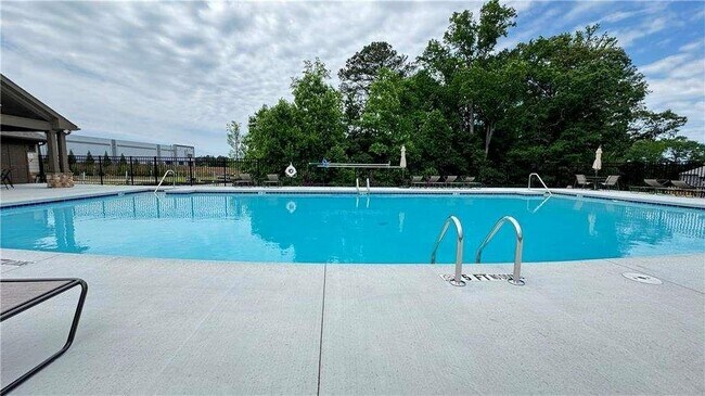 Building Photo - 3190 Greyton Dr