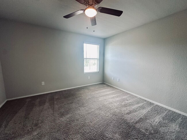 Building Photo - 7356 Misty Ridge Dr