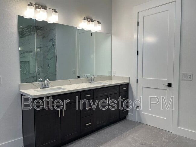 Building Photo - 4579 Lambert Dr