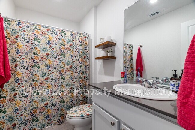 Building Photo - 2847 Elion Dr