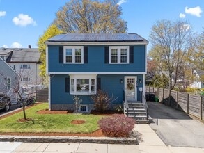 Building Photo - 59 Wyvern St