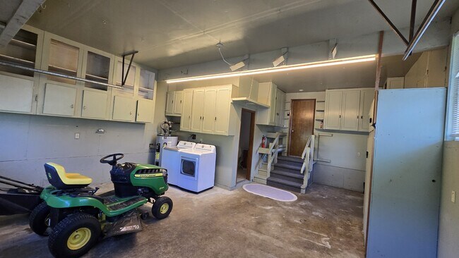 Building Photo - 11615 Wagner Rd