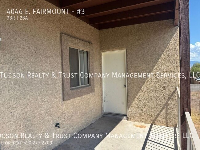 Building Photo - 4046 E. FAIRMOUNT-#3