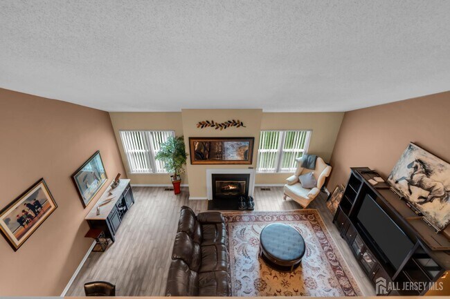 Building Photo - 492 Bayberry Ct