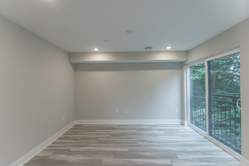 Building Photo - 665 N 35th St