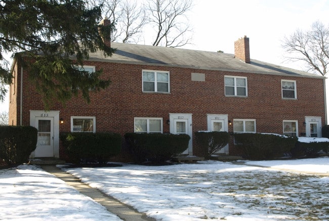 Building Photo - 579-585 Acton Rd