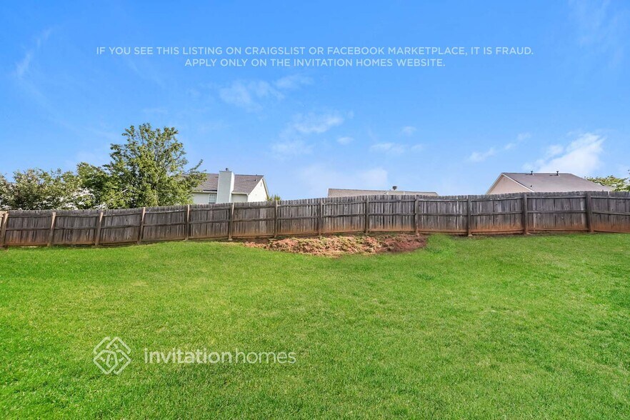 Building Photo - 341 Whitney Ln
