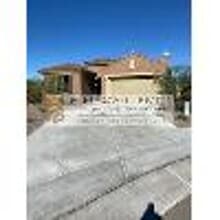 Building Photo - Luxury Living in Oro Valley $2800.
